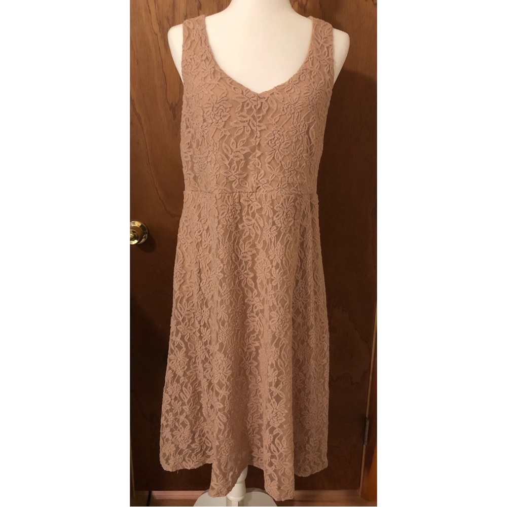 Torrid Pale Pink Lace Midi Dress - Picture 3 of 10